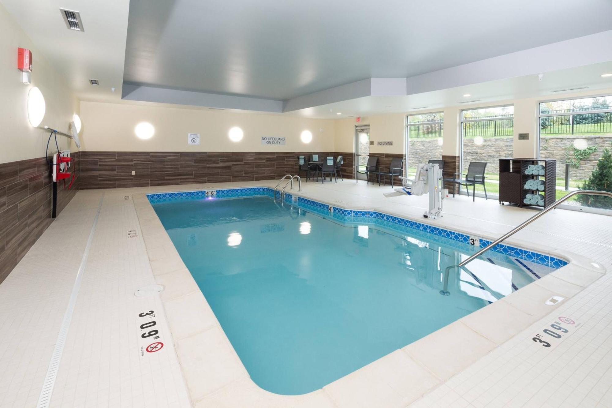 Fairfield Inn & Suites By Marriott Detroit Chesterfield מראה חיצוני תמונה