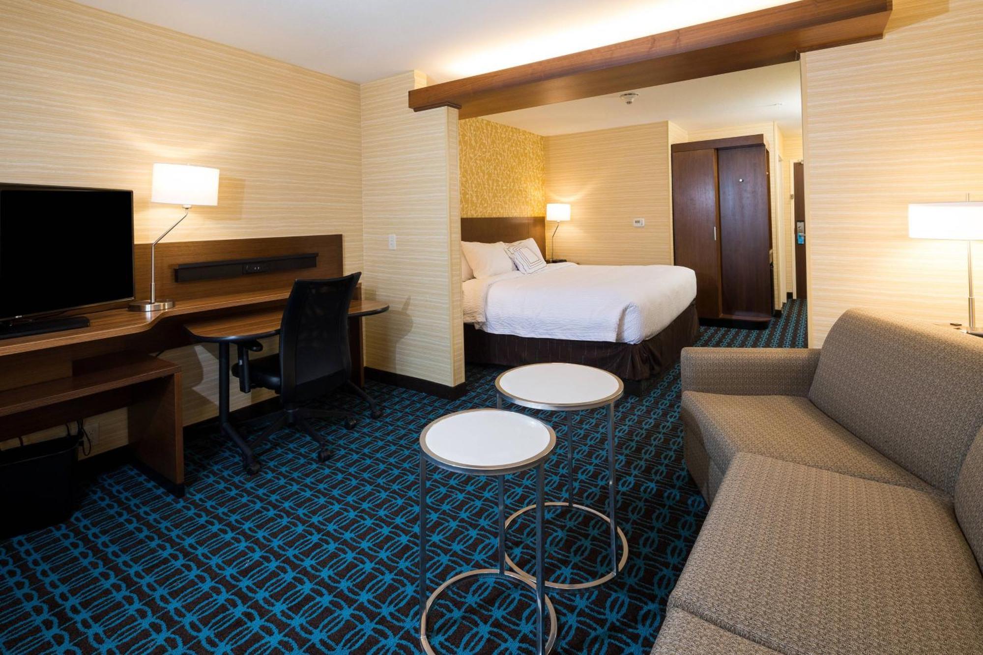 Fairfield Inn & Suites By Marriott Detroit Chesterfield מראה חיצוני תמונה